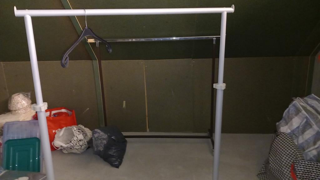 Kleding rek 2 x demontabel, Ophalen, Zo goed als nieuw