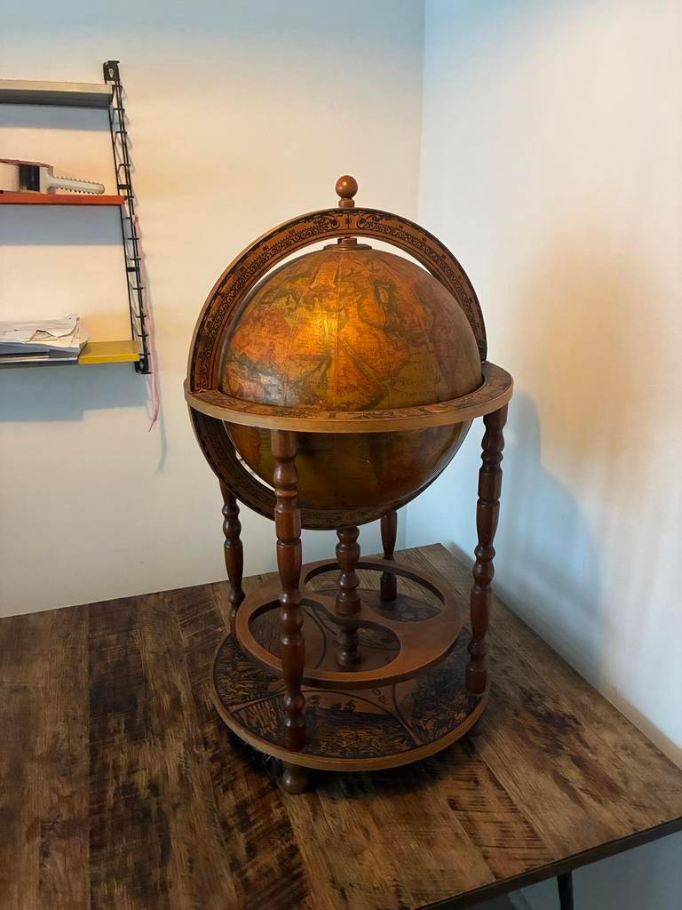 Vintage Globe Bar met Opbergruimte, Antiek en Kunst, Antiek | Woonaccessoires, Ophalen