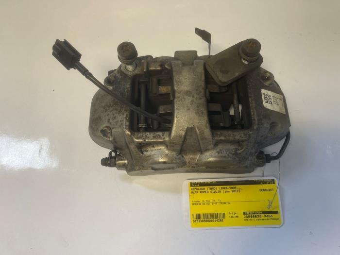 Remklauw (Tang) links-voor van een Alfa Romeo Giulia, Gebruikt, -, Verzenden, -