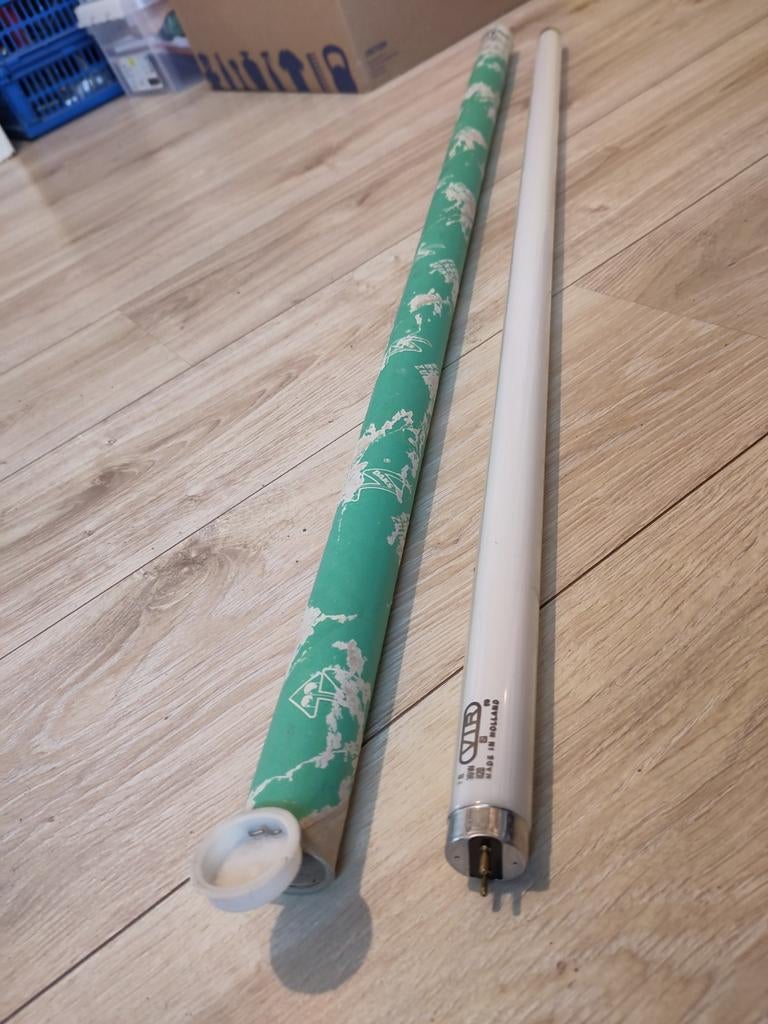 Oude TL Lamp merk VIR 30W 820, Ophalen of Verzenden, Nieuw, Minder dan 50 watt, Lamp