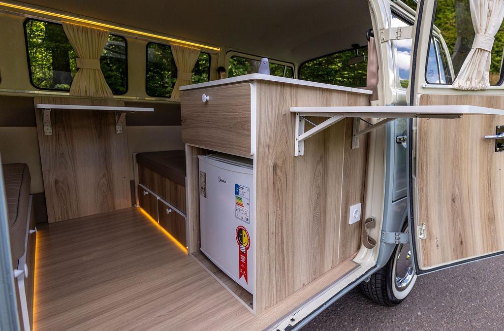 Volkswagen T1 en T2 Bus/campers/Kever Oldtimer Centrum Twent, foto 9