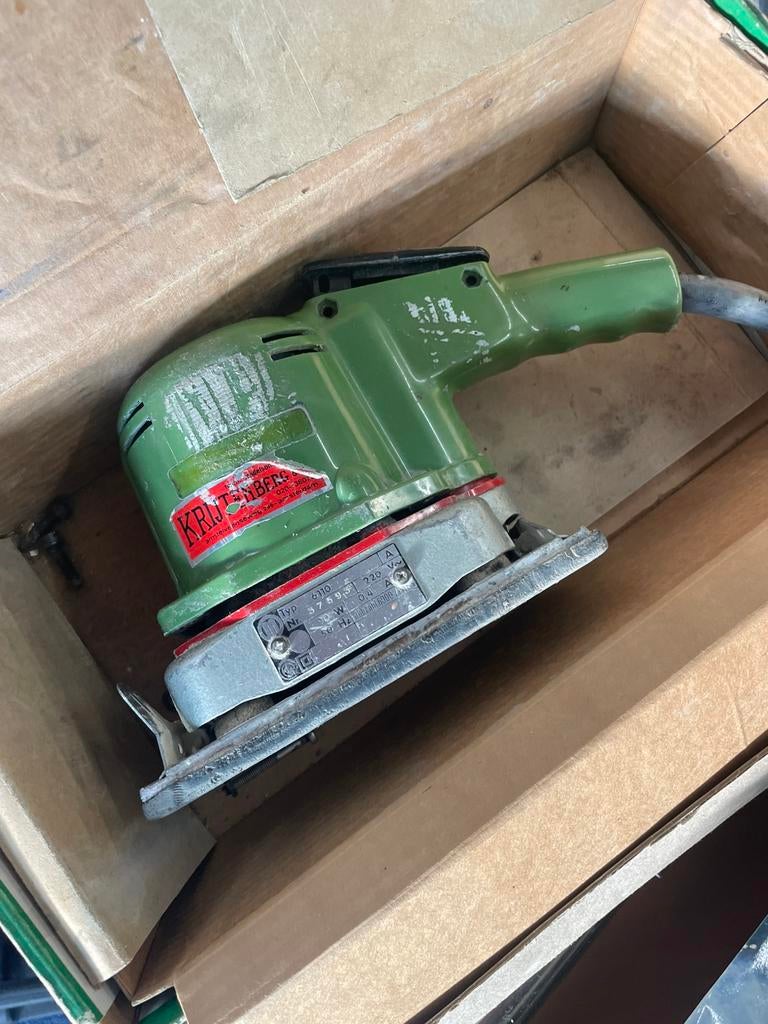 Metabo 6110 vlakschuurmachine Donor, Ophalen of Verzenden, Zo goed als nieuw, Minder dan 600 watt, Vlakschuurmachine
