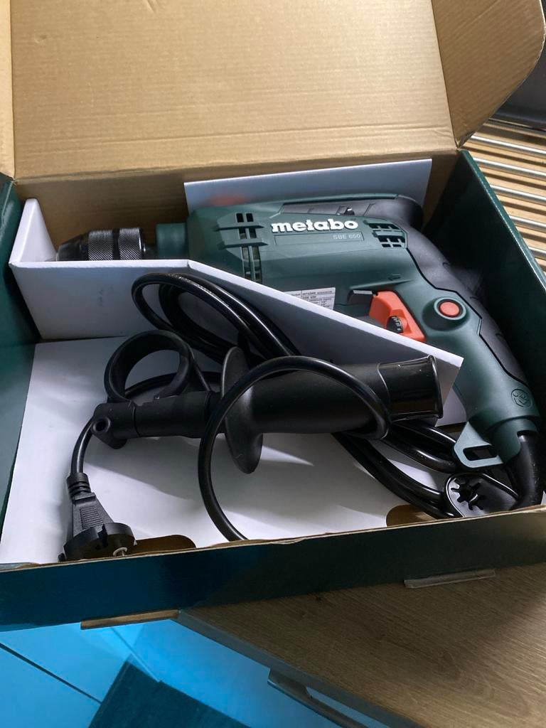 Metabo SBE 650 Klopboormachine - nieuw, Doe-het-zelf en Verbouw, Gereedschap | Boormachines, Nieuw, Boormachine, 600 watt of meer