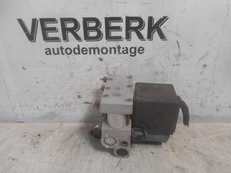Abs Pomp Volvo 940 I Estate (1996-04/1998-10) 9169162, Gebruikt, Bosch Engineering GmbH, Robert-Bosch-Allee 1, Abstatt 74232, , Duitsland