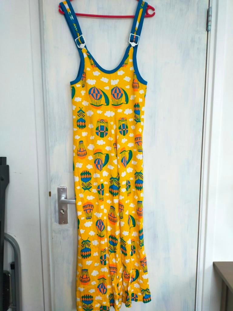HIPPIE PAK CARNAVAL RETRO VINTAGE FLOWER POWER 70 80 90, Kinderen en Baby's, Carnavalskleding en Verkleedspullen, Ophalen of Verzenden