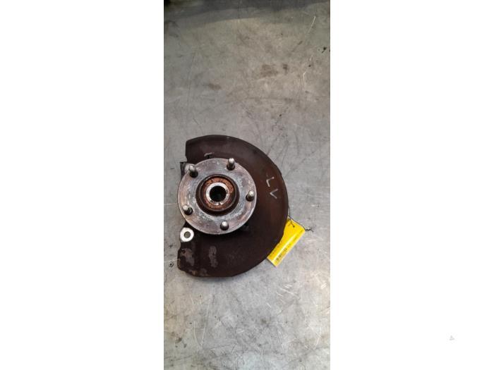 Fusee links-voor van een Mitsubishi Lancer, Gebruikt, -, -, Ophalen of Verzenden
