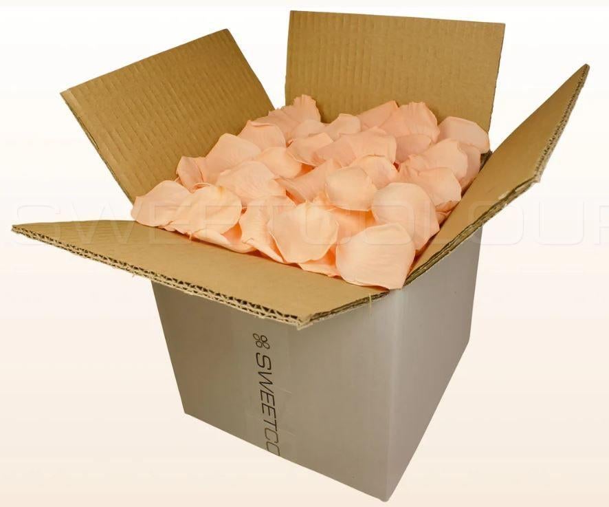 8 liter geconserveerde rozenblaadjes (perzik pastel), Ophalen of Verzenden, Nieuw, Versiering, Geboorte of Huwelijk