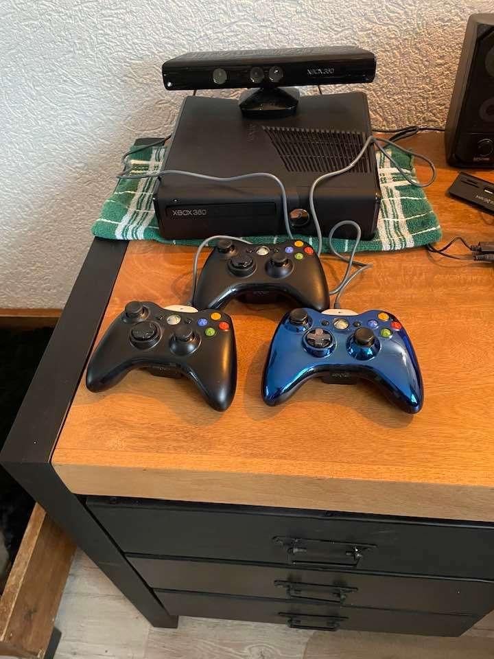 xbox 360, Spelcomputers en Games, Spelcomputers | Xbox 360, Ophalen, Gebruikt, 250 GB, Met 1 controller