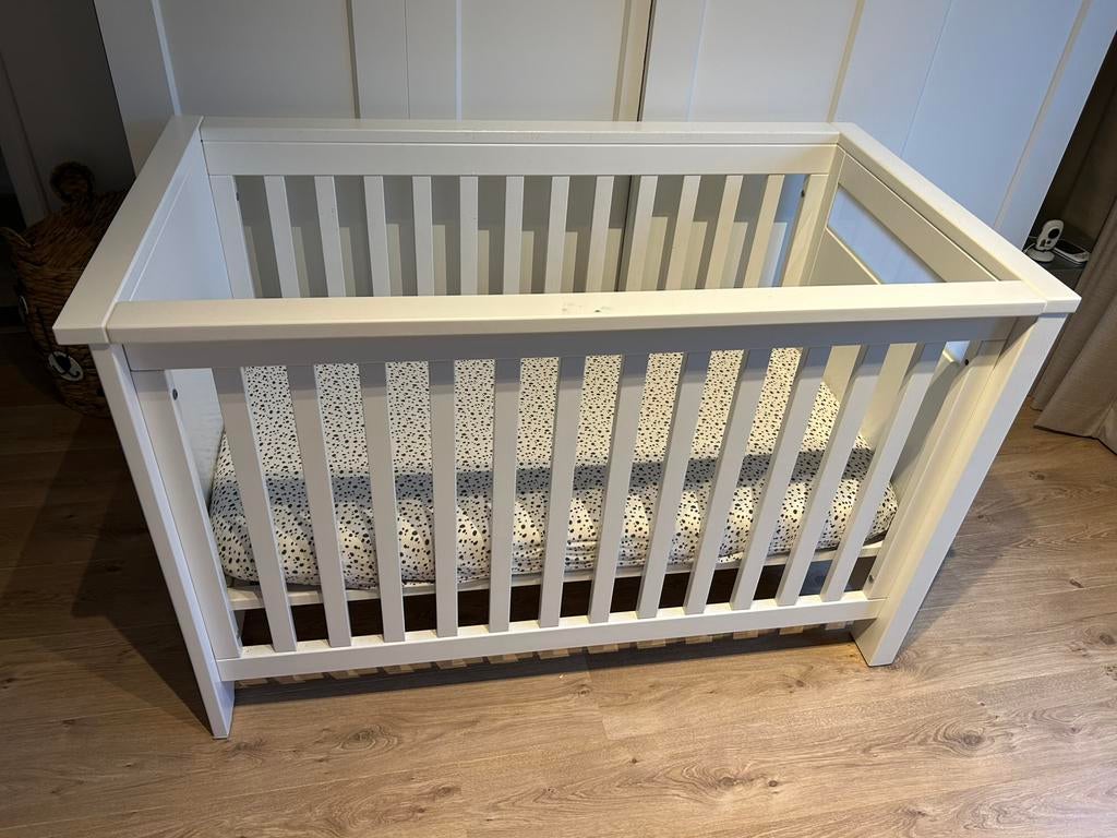 Ledikant TWF Megane 60x120, Kinderen en Baby's, Kinderkamer | Complete kinderkamers, Ophalen, Zo goed als nieuw, Jongetje of Meisje