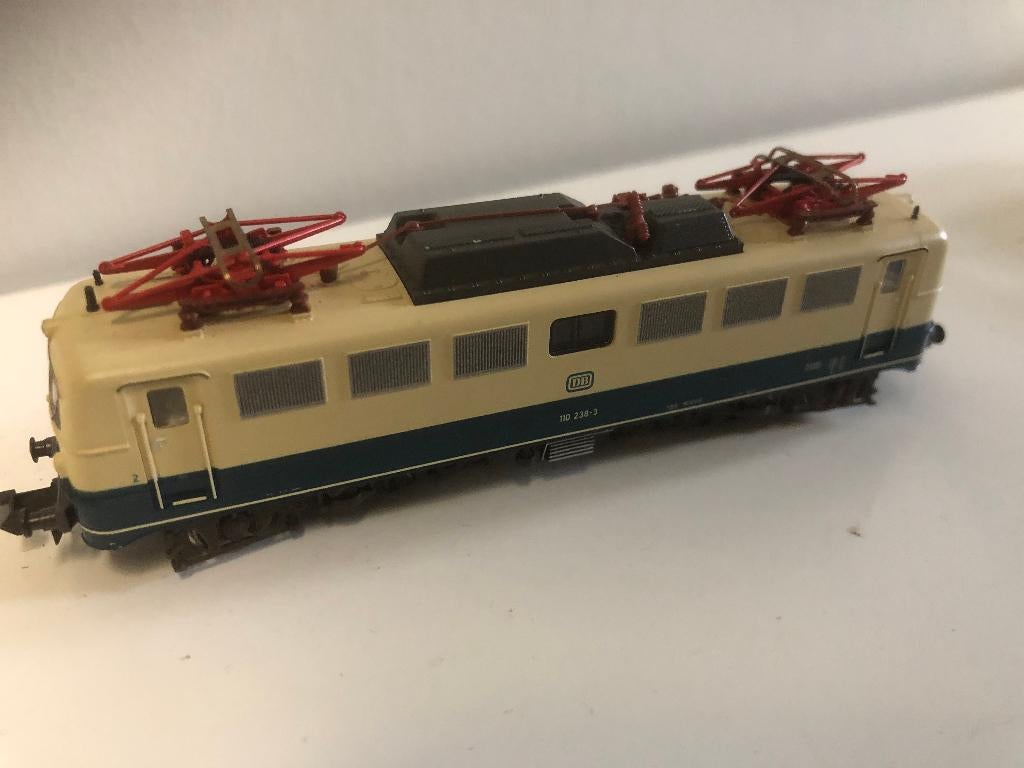 Trix 12568 BR 110 digitaal voorbereid zgan ovp, Hobby en Vrije tijd, Modeltreinen | N-Spoor, Trix, Ophalen of Verzenden, Zo goed als nieuw