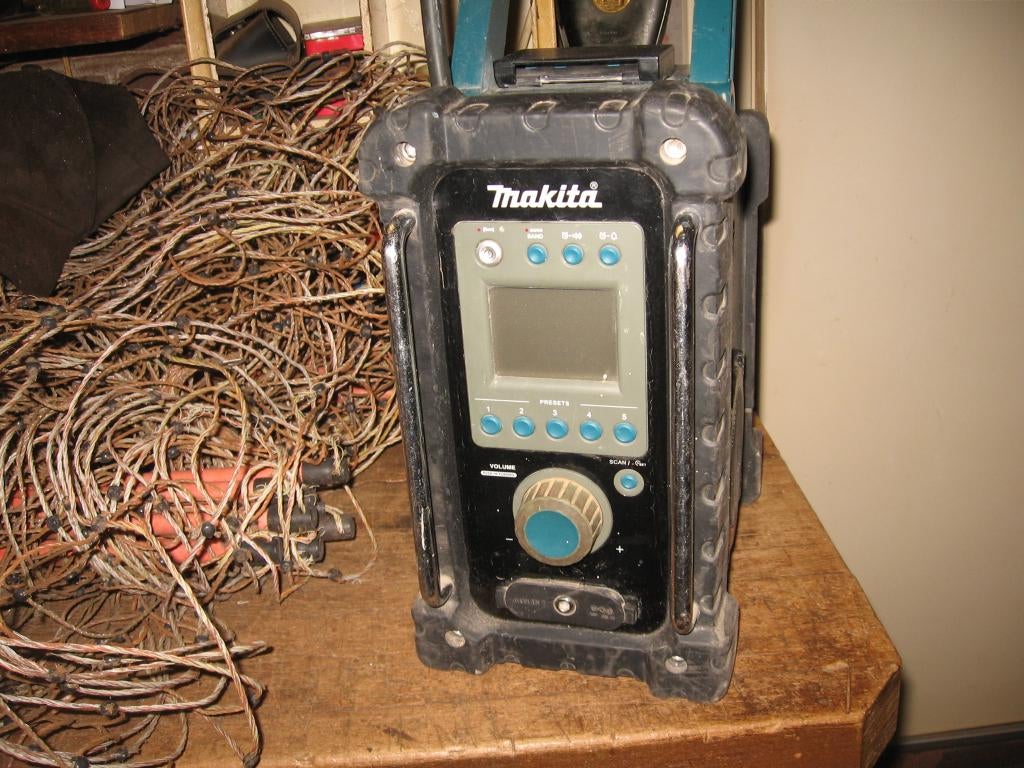 makita  bouwradio, Doe-het-zelf en Verbouw, Ophalen of Verzenden, Gebruikt