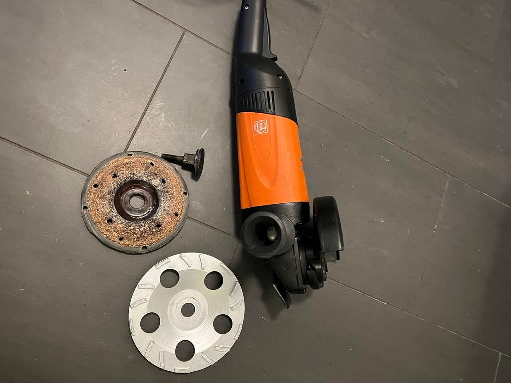 Fein betonslijper, Ophalen of Verzenden, Zo goed als nieuw, 1000 watt of meer, Haakse handslijpmachine