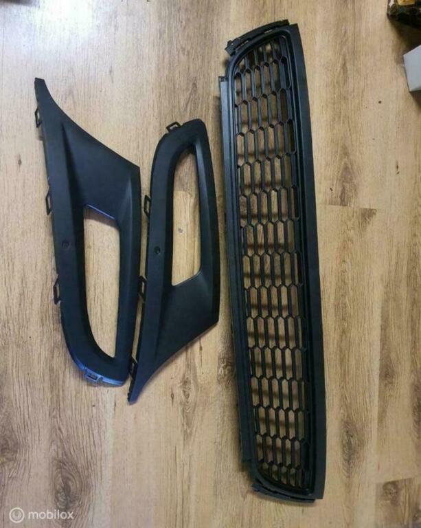 VOLKSWAGEN POLO 6R GRILLE SET NIEUW, Ophalen of Verzenden, Nieuw