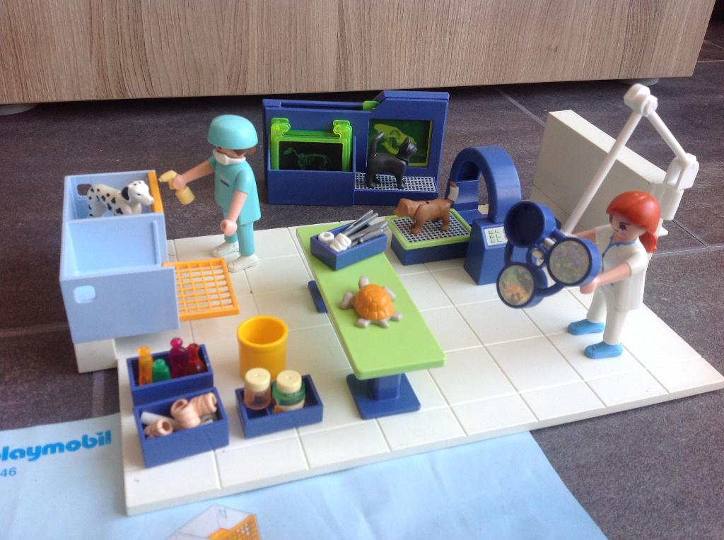 Playmobil 4346 Dierenarts met praktijk - Zga compleet!, Ophalen of Verzenden, Gebruikt