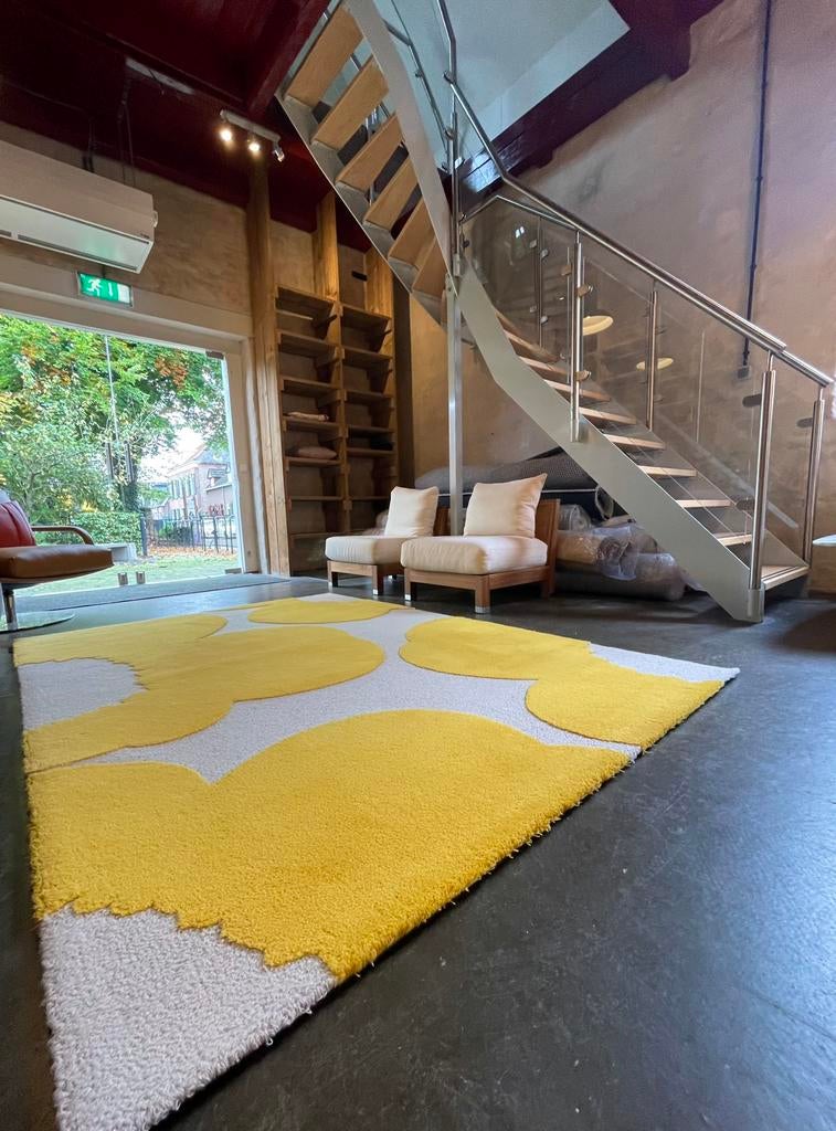 Brink en Campman tapijt Marimekko Iso Unikko Yellow, Ophalen, Nieuw, Rechthoekig, 200 cm of meer