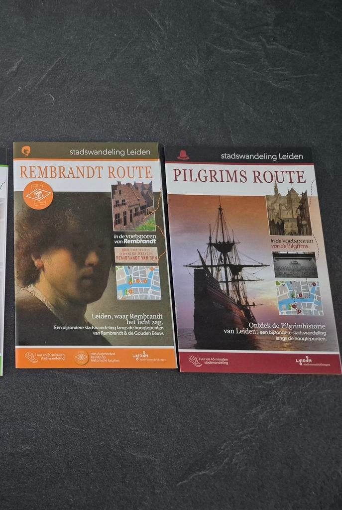 2 Wandelgidsen Leiden: Rembrandt & Pilgrims Route, Boeken, Reisgidsen, Fiets- of Wandelgids, Nieuw, Ophalen of Verzenden, Benelux