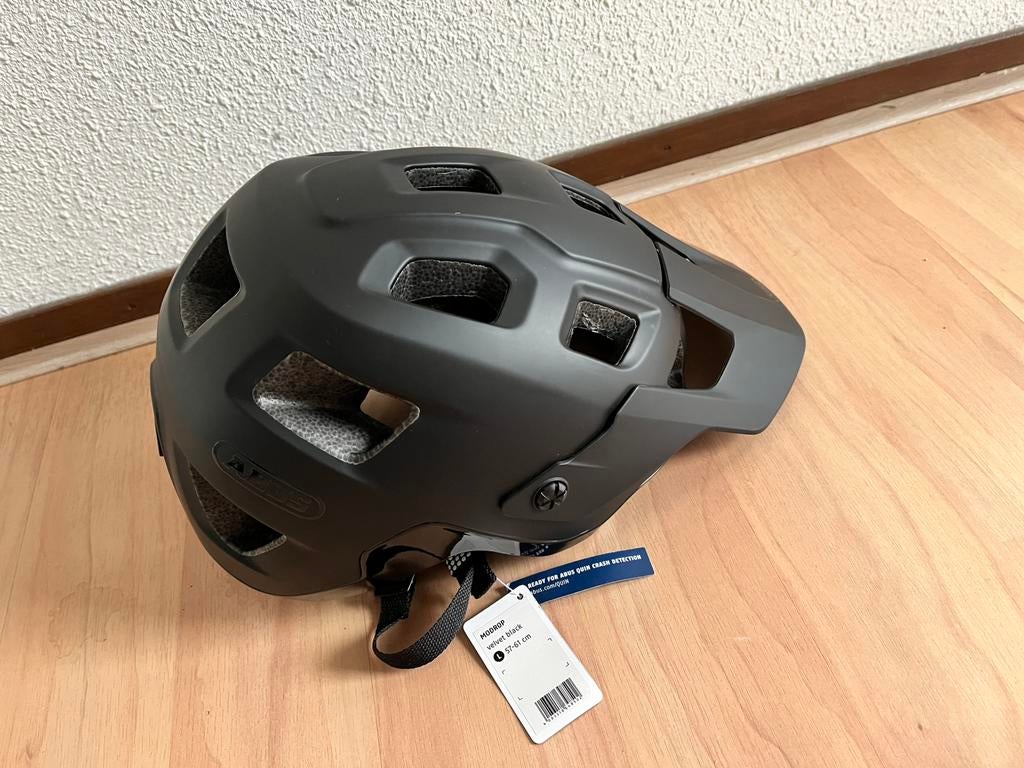 Nieuwe Abus quin Fietshelm 57-61 cm, Ophalen, Nieuw, M, Heer of Dame