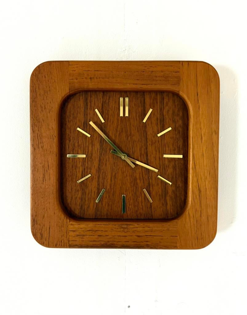 Vintage teakhouten wandklok, Westminster Clocks ‘70, Huis en Inrichting, Ophalen of Verzenden, Zo goed als nieuw, Analoog, Wandklok