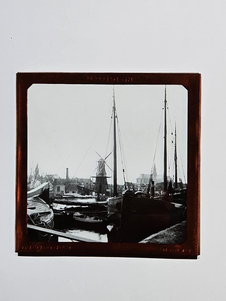 Spaarne, Haarlem 1897 - Glasdia met molen De Adriaan, Antiek en Kunst, Kunst | Etsen en Gravures, Ophalen