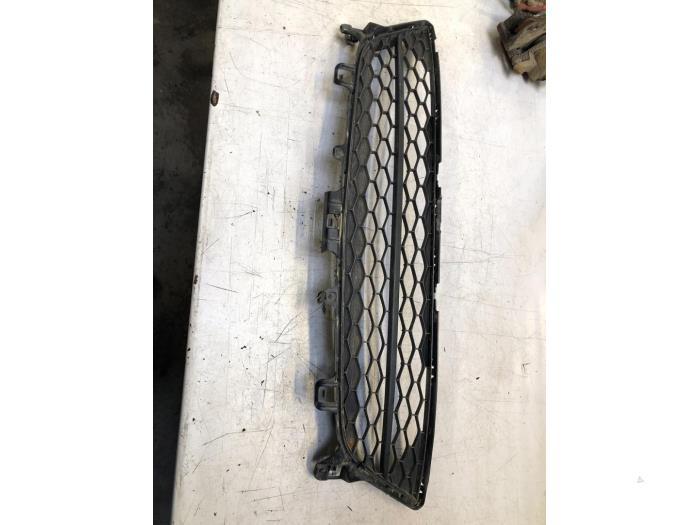 Bumperdeel midden-voor van een Mazda 6., Auto-onderdelen, Gebruikt, Ophalen of Verzenden, Mazda, Bumper