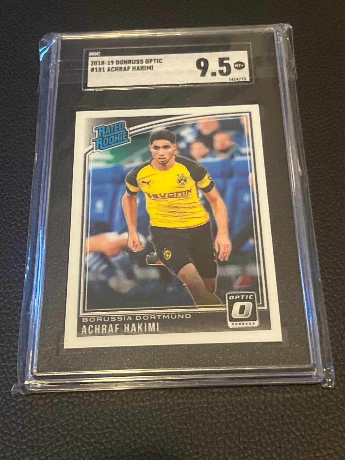 SGC 9.5 Achraf Hakimi #181 2018 Donruss Optic Rookie Kaart, Ophalen of Verzenden, Zo goed als nieuw, Buitenlandse clubs, Spelerskaart