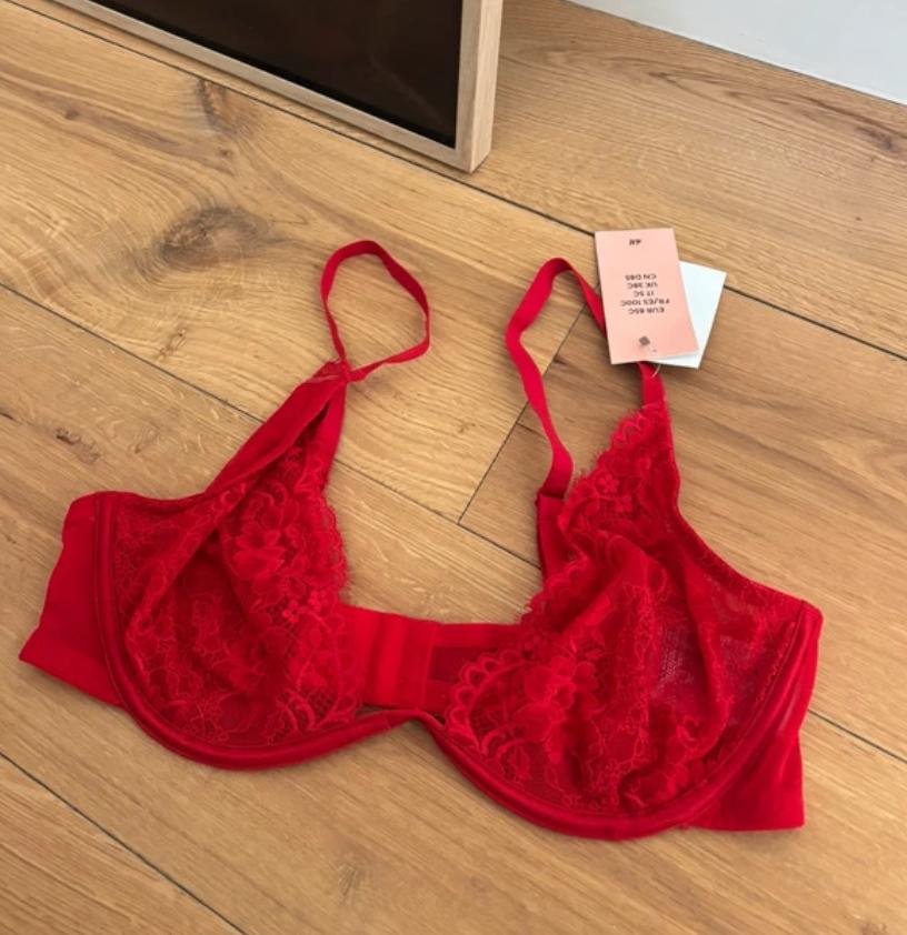 H&M rode kanten bh, prachtige nieuwe bralette, maat 85C, Kleding | Dames, H&M, Ophalen of Verzenden, Rood, BH