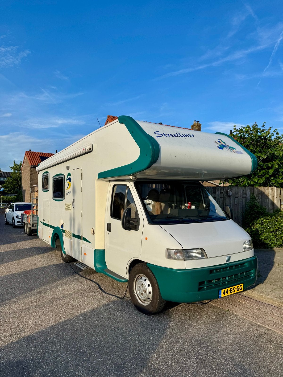 Zeer nette Weinsberg Meteor bj 2000 - Volledig onderhouden, Weinsberg, Alkoof, Ringverwarming, Fiat