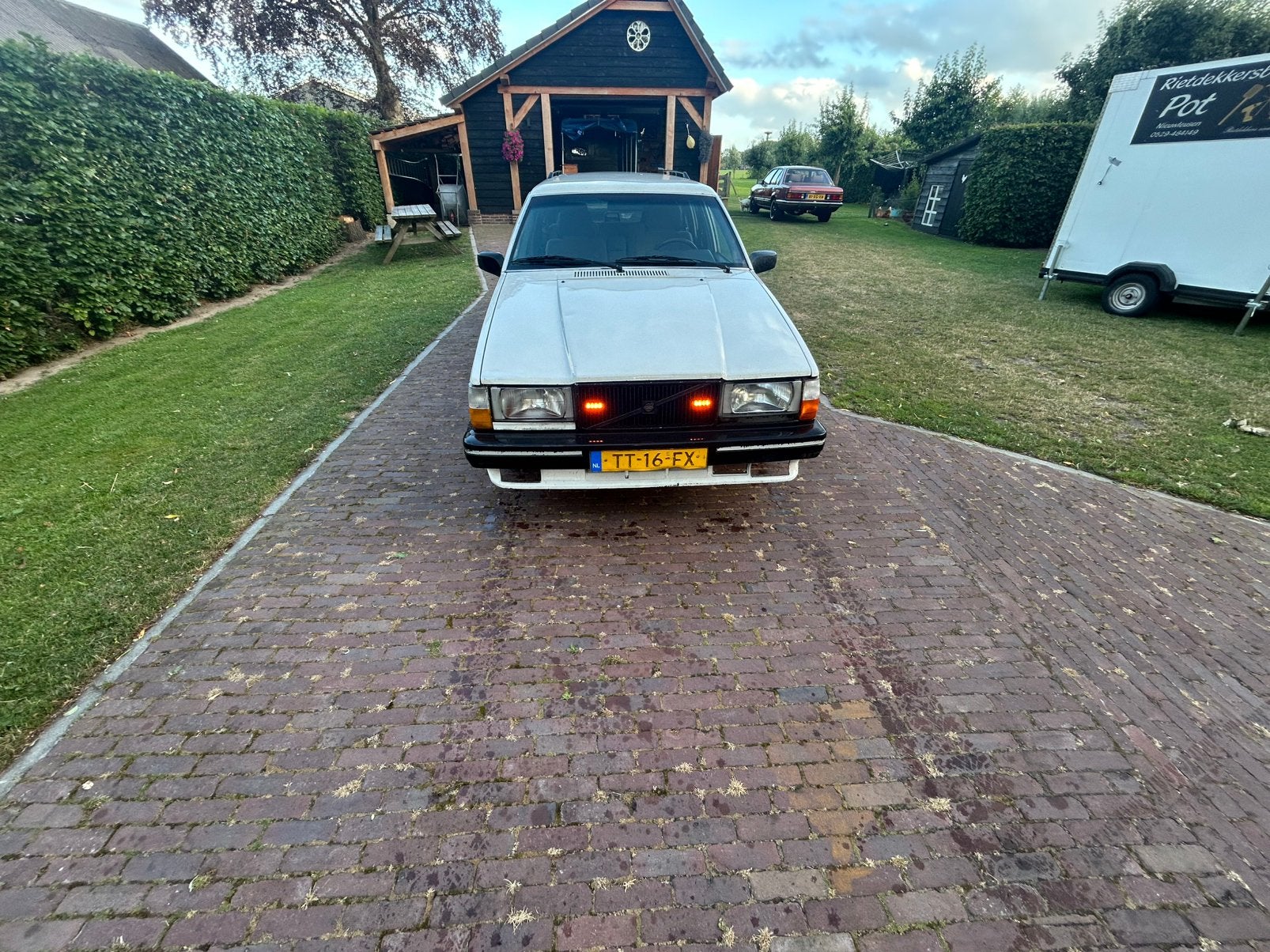 Volvo 740 2.3 GL AUT K6 1988 Wit, Auto's, Automaat, 4 cilinders, Wit, Origineel Nederlands