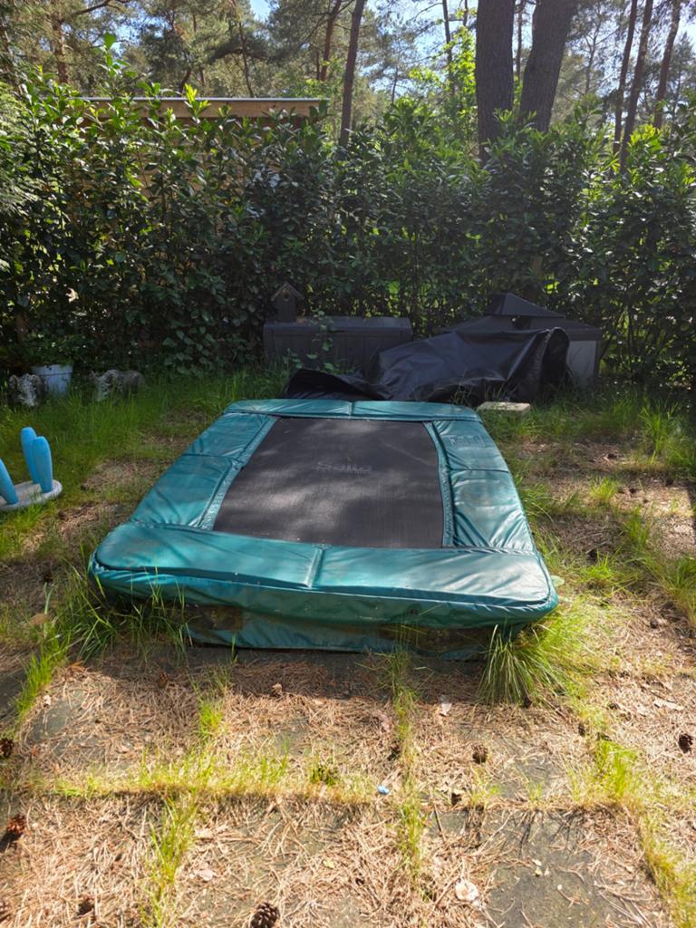 Salta Trampoline 217x153 cm - Zo goed als nieuw, Ophalen, Zo goed als nieuw