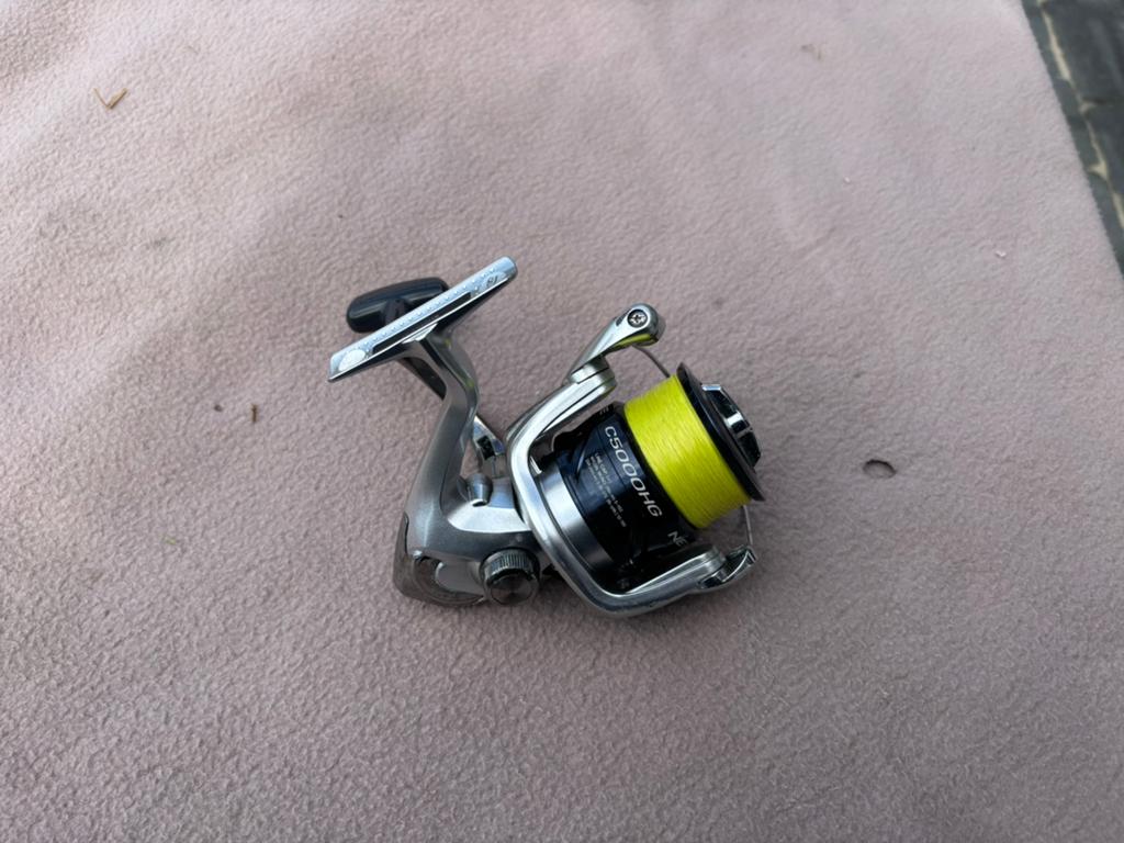 Shimano nexave c5000 hg molen / spinmolen, Watersport en Boten, Hengelsport | Roofvissen, Ophalen of Verzenden, Gebruikt, Molen