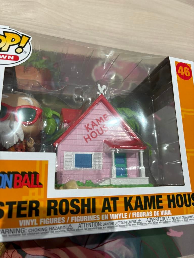 Master Roshi at Kame House #46 Funko POP! Town Dragon Ball, Funko Europe, Ophalen of Verzenden, Zo goed als nieuw, 4th floor, 1 Queen Caroline St, London W6 9YN, Verenigd Koninkrijk
