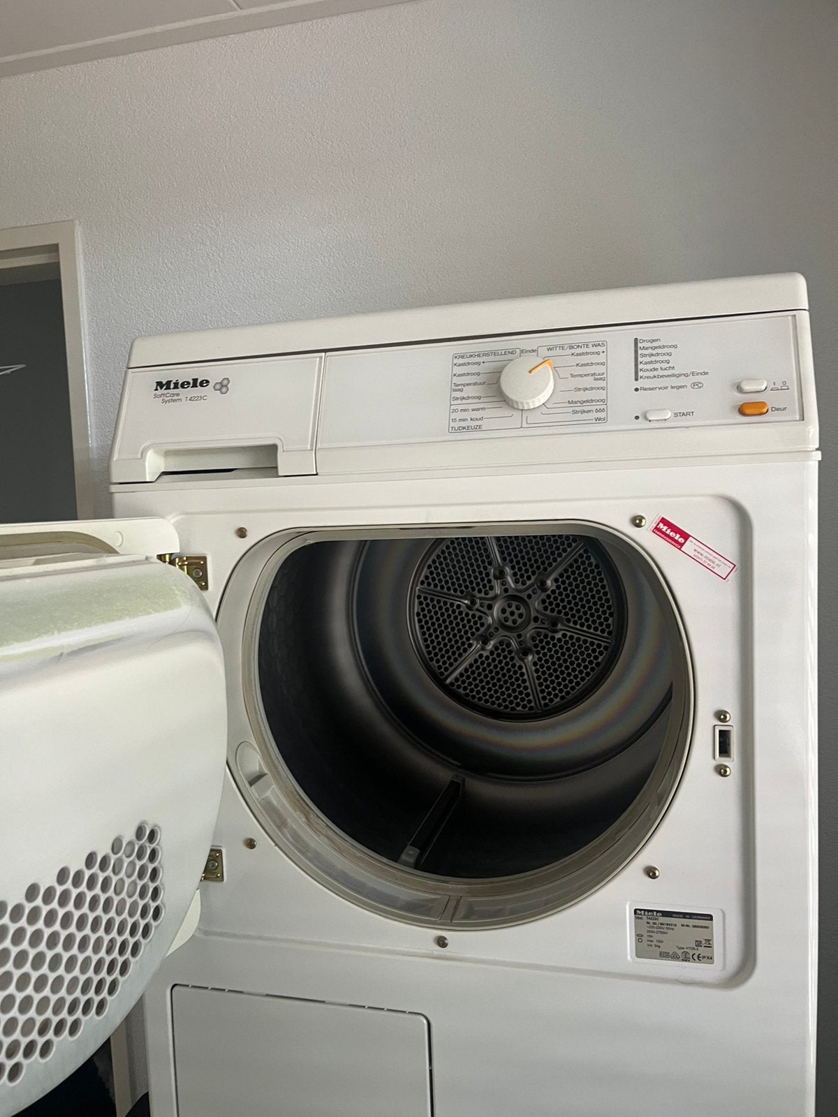 Miele wasdroger in prima staat, Ophalen, 6 tot 8 kg, Gebruikt, Condens