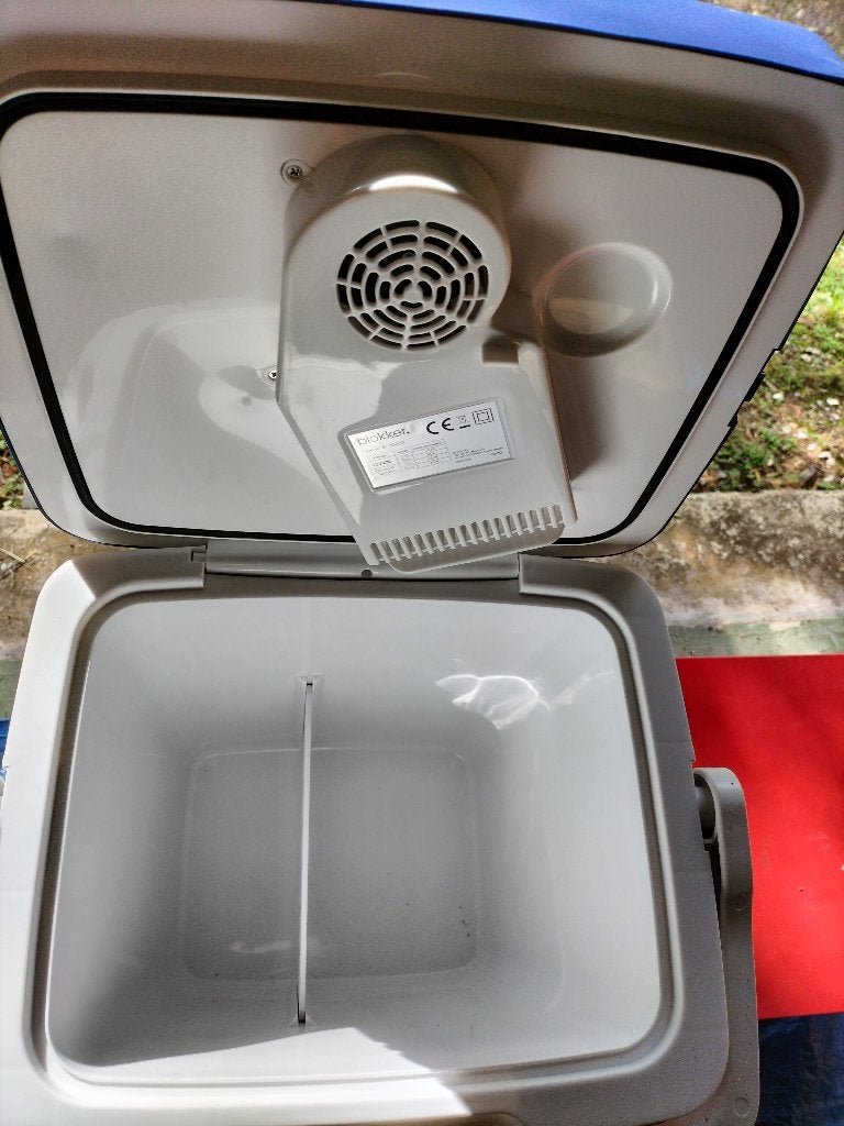koelboxs 12 volt 220, Caravans en Kamperen, Ophalen, Nieuw, Koelbox, Elektrisch