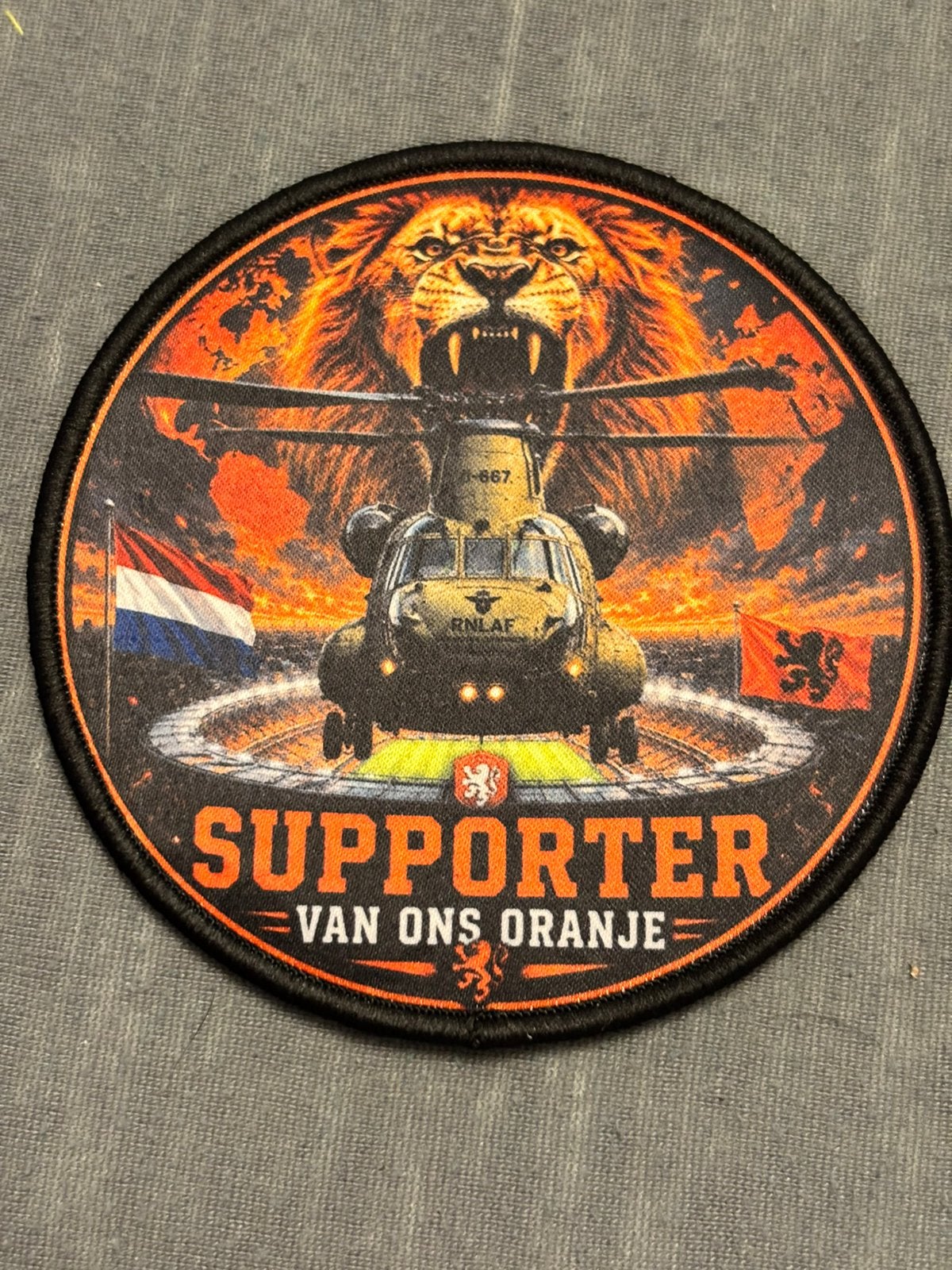 Embleem CH-47 Chinook RNLAF supporter van ons oranje, Verzenden, Luchtmacht, Nederland, Embleem of Badge