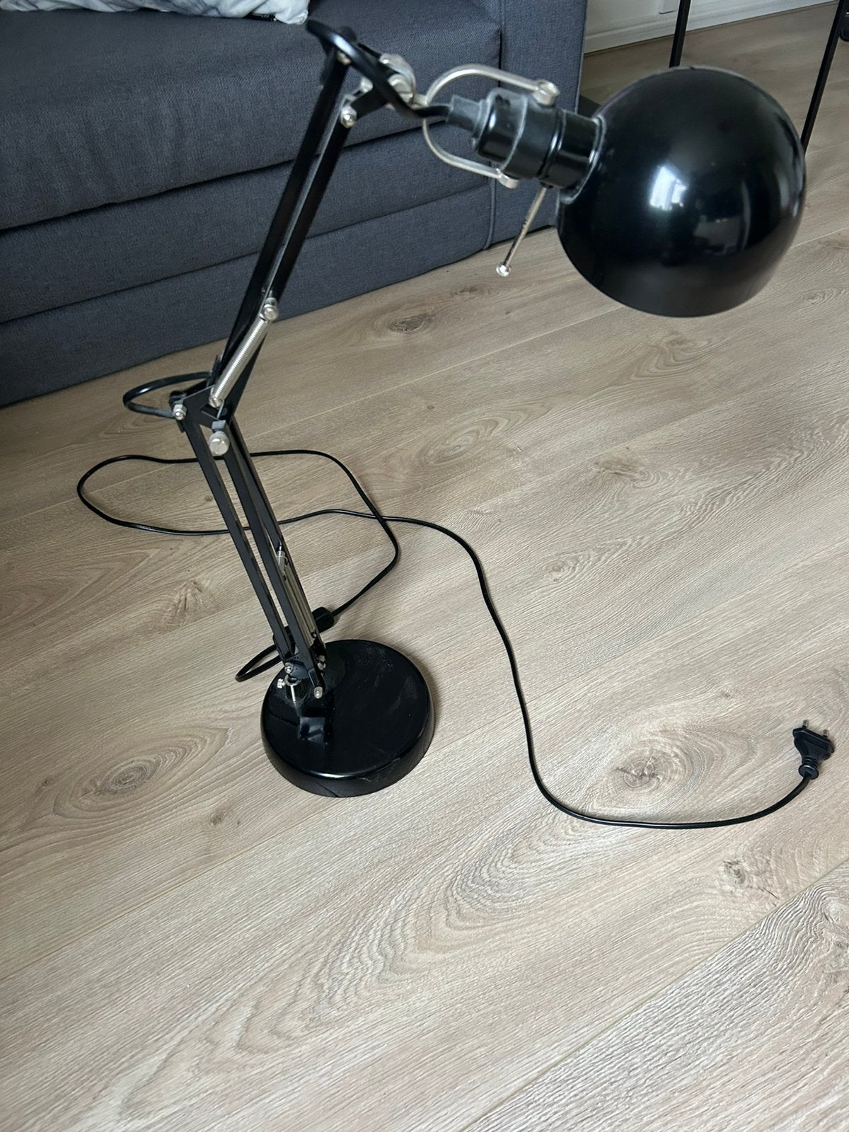 Zwarte lamp Ikea te koop, Ophalen, Bureaulamp, Zo goed als nieuw, IKEA