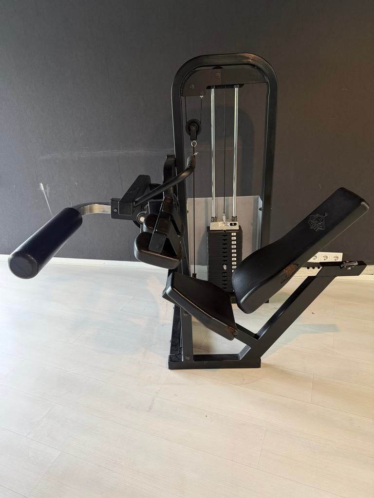 Seated leg curl, Ophalen, Krachtstation, Zo goed als nieuw, Metaal