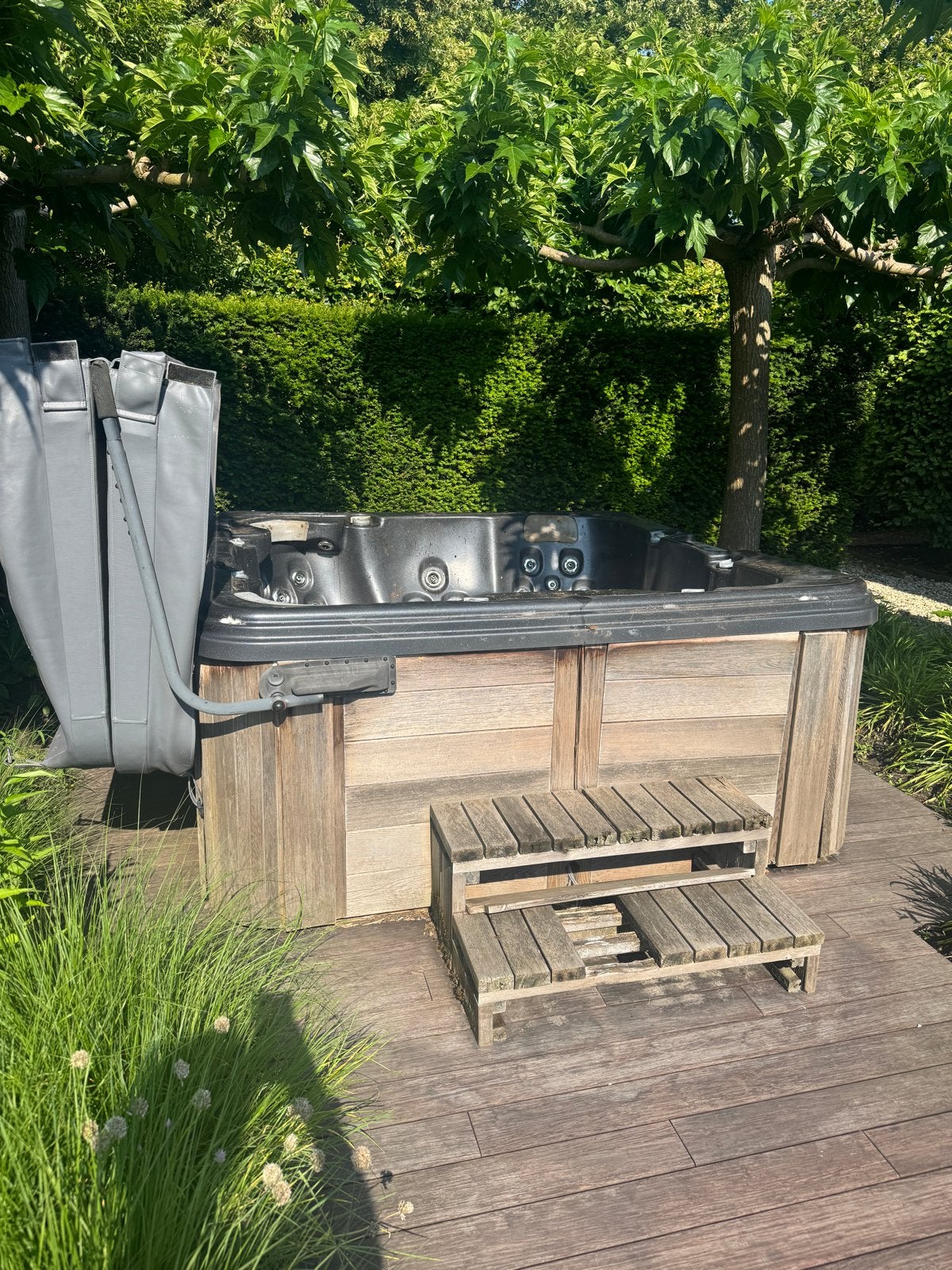 4 Seasons Spa jacuzzi (5-6 persoons) – zelf afhalen, Ophalen, Gebruikt, Afdekzeil, Vast