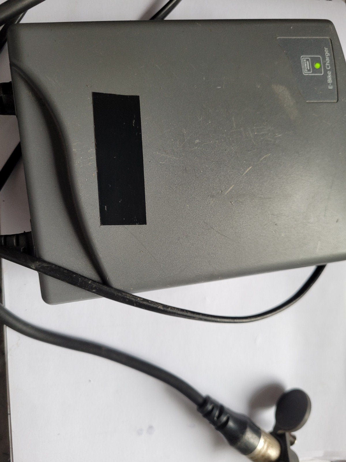 acculader voor 24 volt ion systeem sparta batavus en koga., Ophalen of Verzenden, Zo goed als nieuw