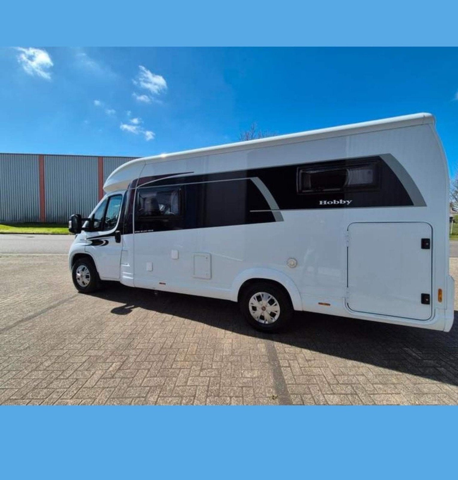 Mooie  ****HOBBY OPTIMA DE LUXE V 65 GE  2018 50000 km****, Caravans en Kamperen, Ringverwarming, Fiat, Hobby, Luifel