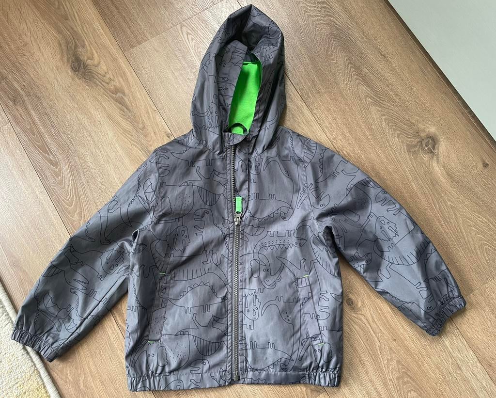 Carter's regenjas maat 4jr zgan dino's, Kinderen en Baby's, Kinderkleding | Maat 104, Ophalen of Verzenden, Zo goed als nieuw