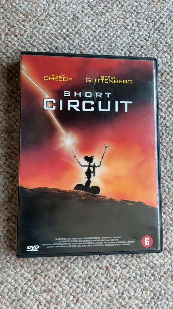 SHORT CIRCUIT., Vanaf 9 jaar, Ophalen of Verzenden, Zo goed als nieuw, Actiekomedie
