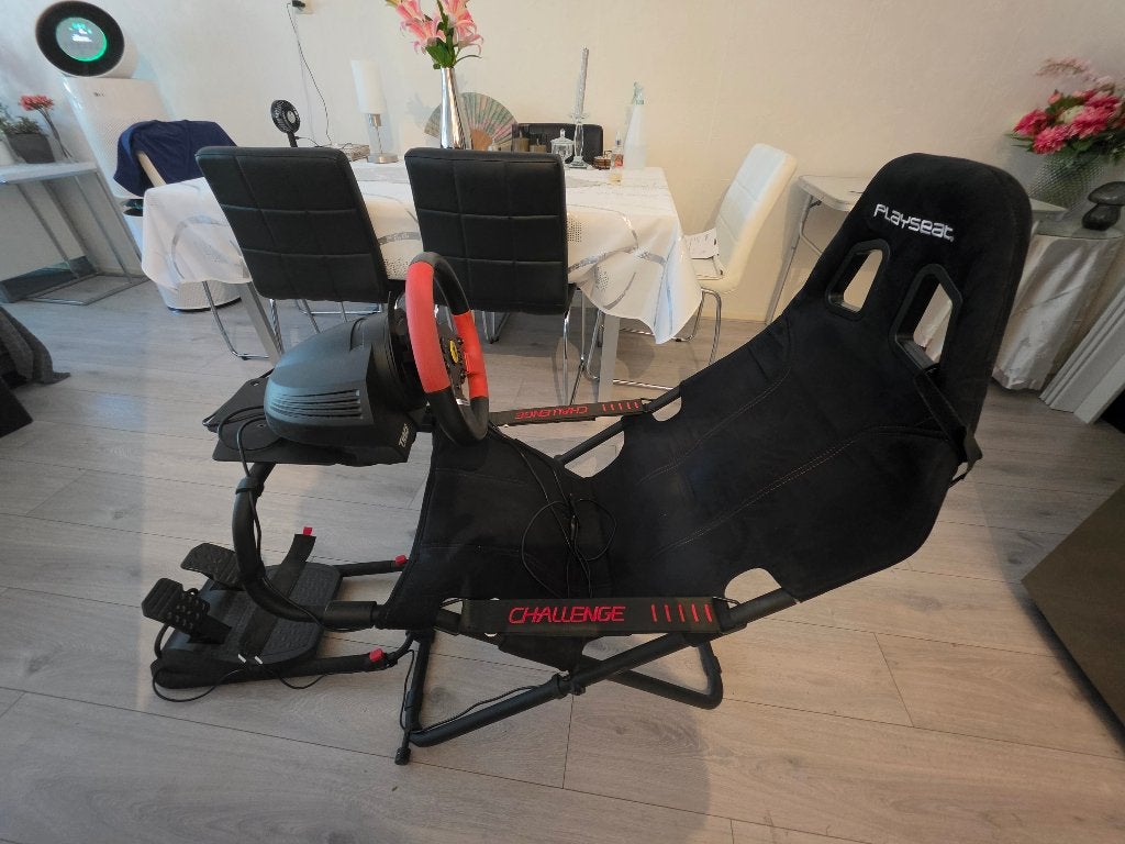 Playseat + thrustmaster t150 ferrari edition, Ophalen, Gebruikt, Sport