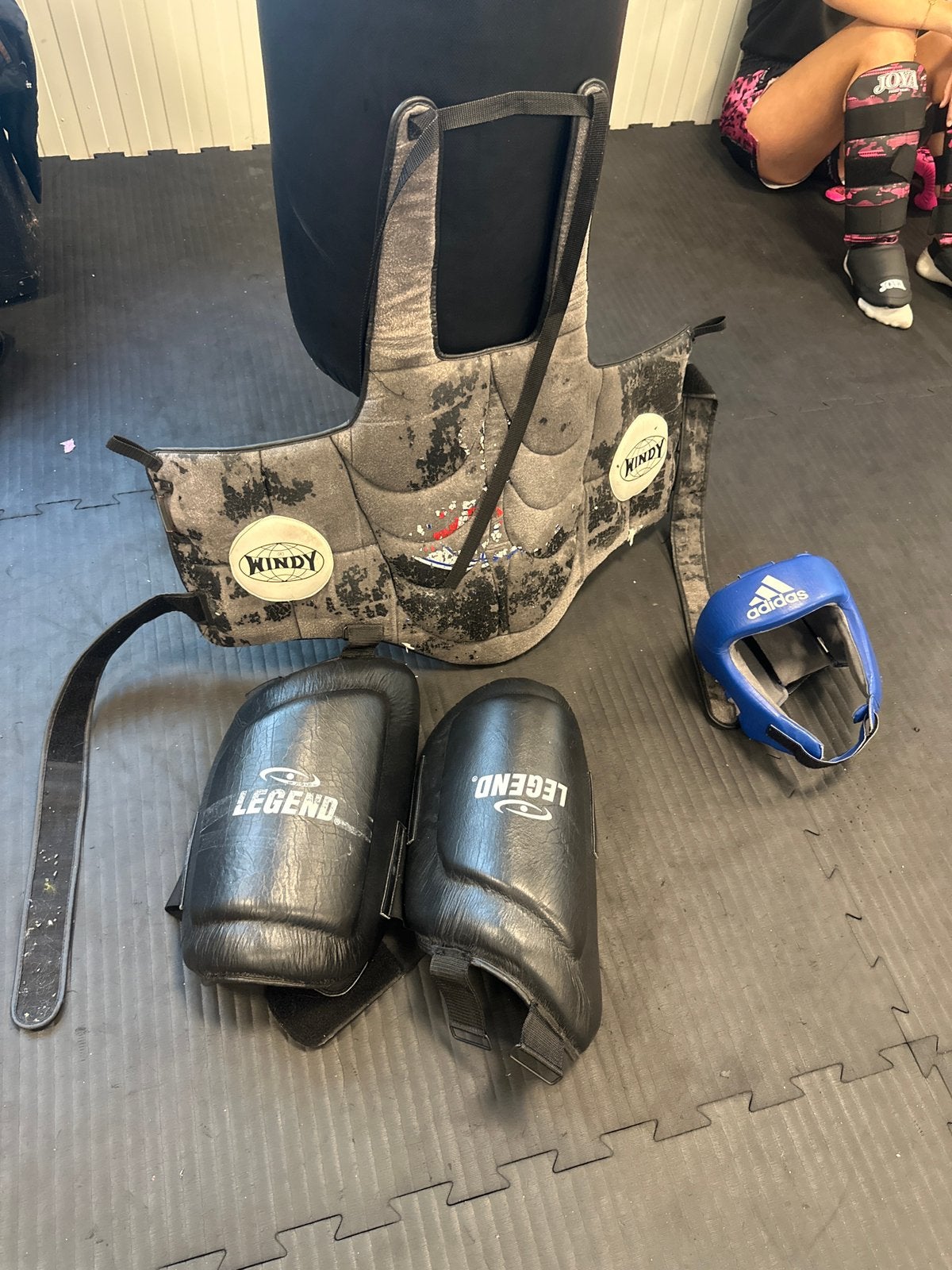 Bodybeschemer en dij beschermer, Sport en Fitness, Ophalen of Verzenden, Gebruikt, Boksbeschermers
