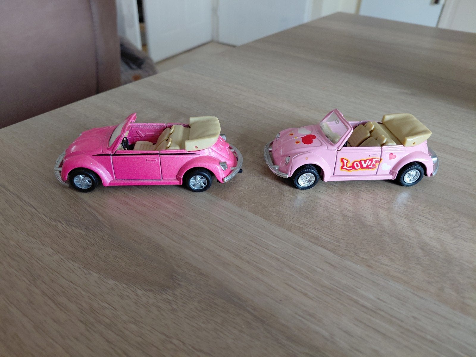 2 roze kever cabrio, Ophalen of Verzenden, Gebruikt, Auto, Overige merken