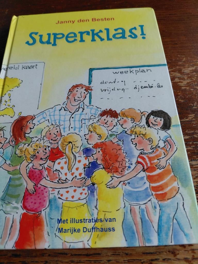 Superklas! - Janny den Besten (Kinderboek), Ophalen of Verzenden, Zo goed als nieuw, Janny den Besten, Fictie algemeen
