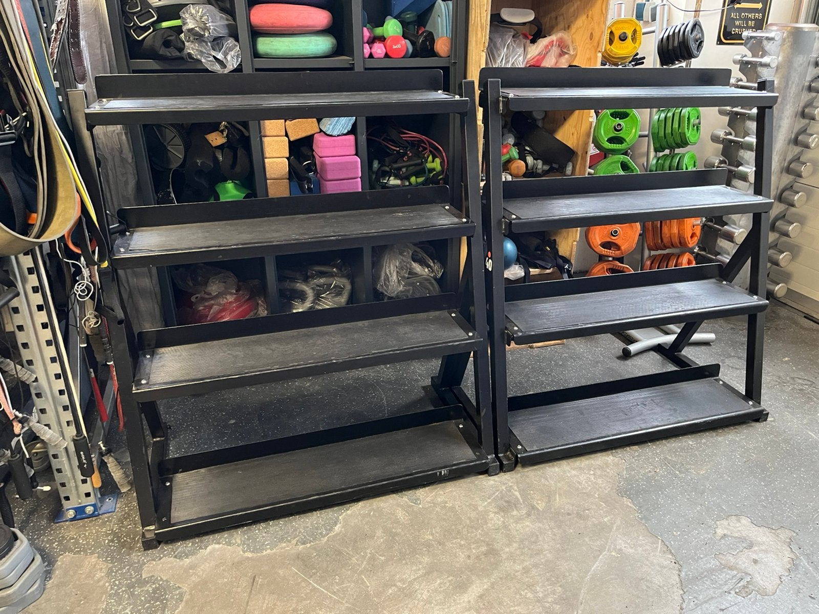 Rek voor kettlebells 4 lagen kettlebell rack, Ophalen, Gebruikt, Rek, Zwart
