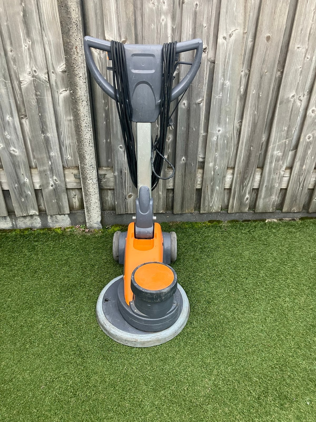 Taski Ergodisc Duospeed schrobmachine met extra gewicht, Ophalen, Gebruikt, Schrobmachine