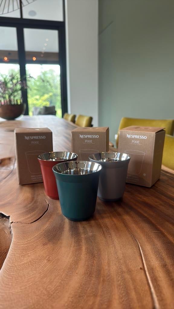Nespresso Pixie Lungo mokken, Huis en Inrichting, Keuken | Servies, Overige materialen, Nieuw, Ophalen of Verzenden, Overige stijlen