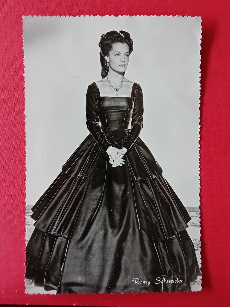Ansichtkaart Romy Schneider, Ophalen of Verzenden, Foto of Kaart
