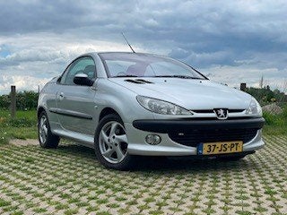 Peugeot 206 2.0 16V CC 2002 Grijs, 136 pk, Zwart, 4 cilinders, Cabriolet